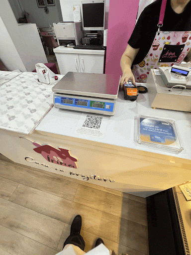 Cofetaria Irina - Titan